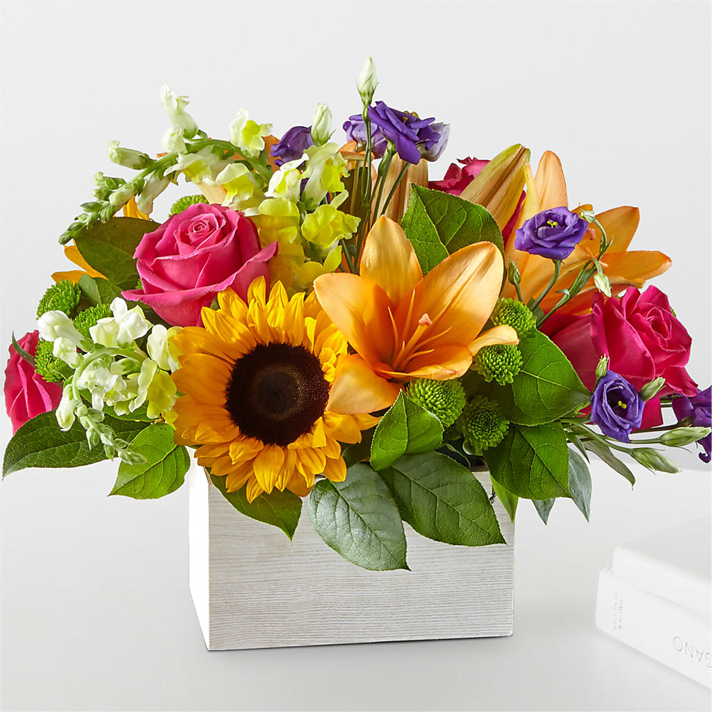 Best Day Box Bouquet – ELIZABETH'S BLUE GARDEN LLC, Raritan NJ