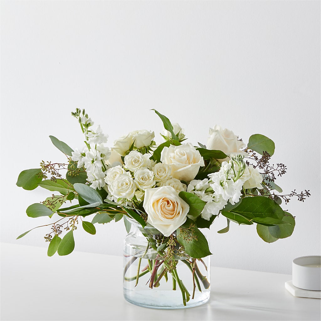 Fresh Linen Bouquet – ELIZABETH'S BLUE GARDEN LLC, Raritan NJ