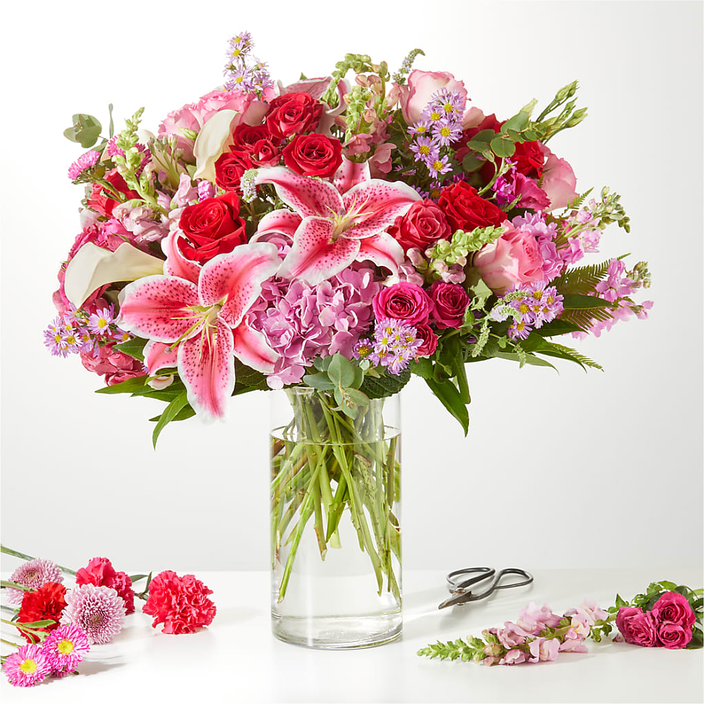 Swooning Over You - A Luxury Florist Original – ELIZABETH'S BLUE GARDEN LLC, Raritan NJ