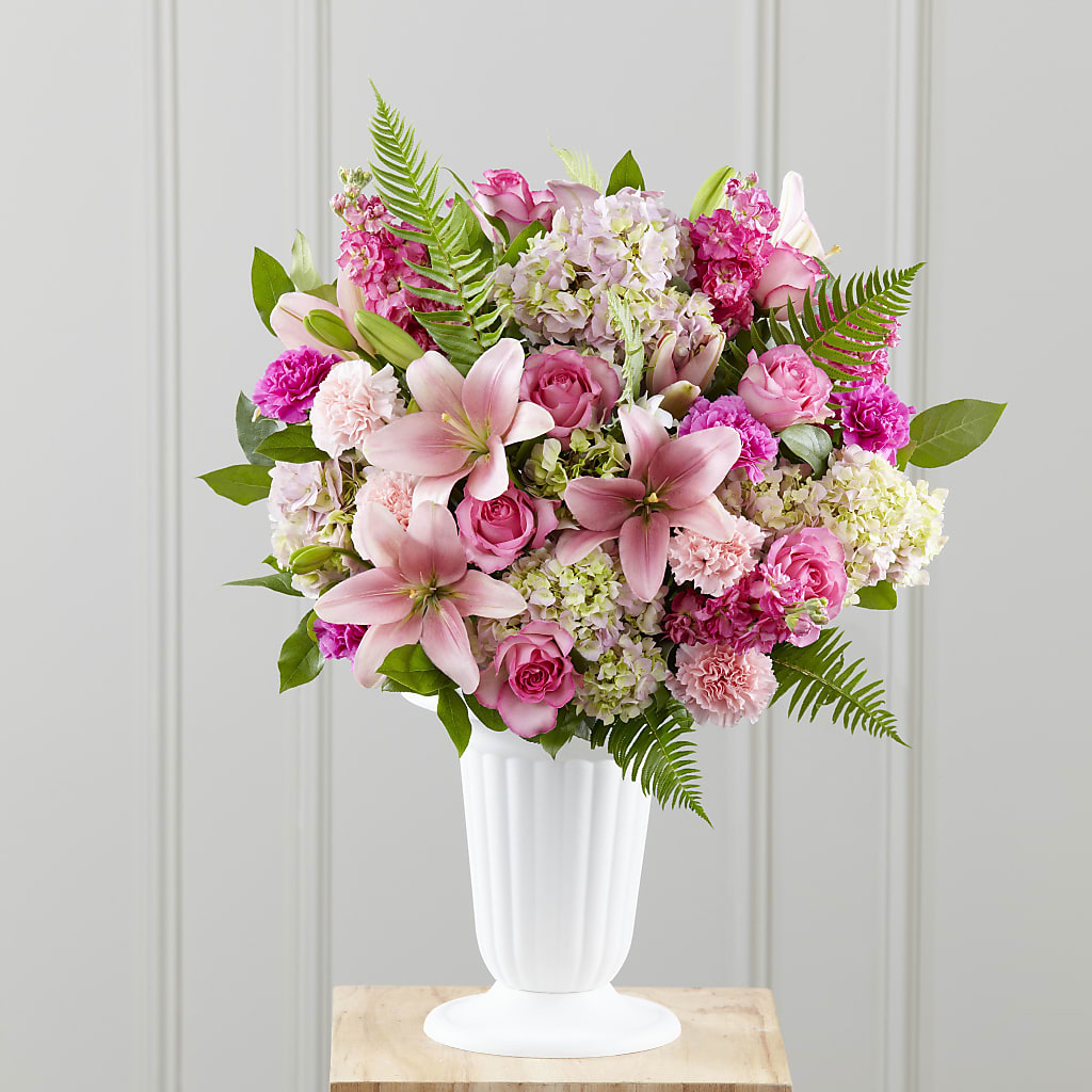 Never-Ending Love Arrangement – ELIZABETH'S BLUE GARDEN LLC, Raritan NJ