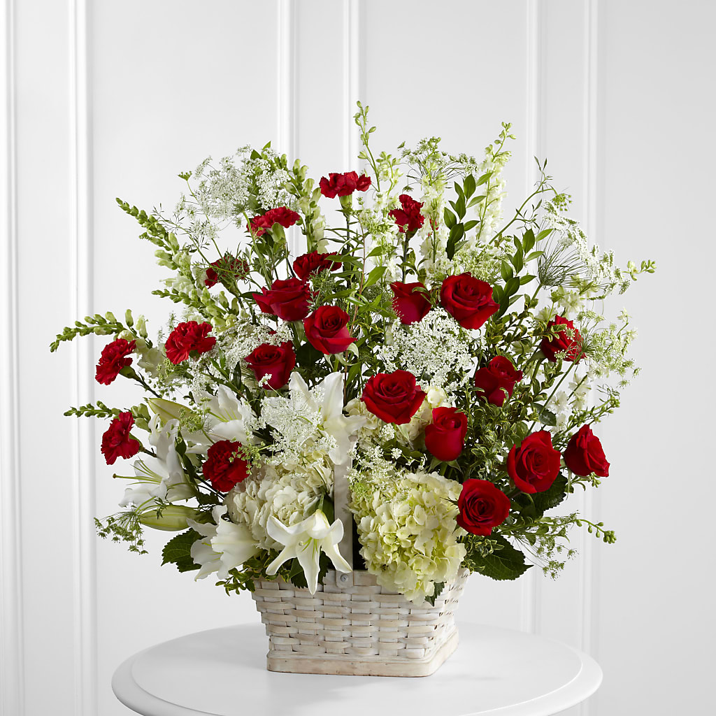 In Loving Memory Arrangement – ELIZABETH'S BLUE GARDEN LLC, Raritan NJ