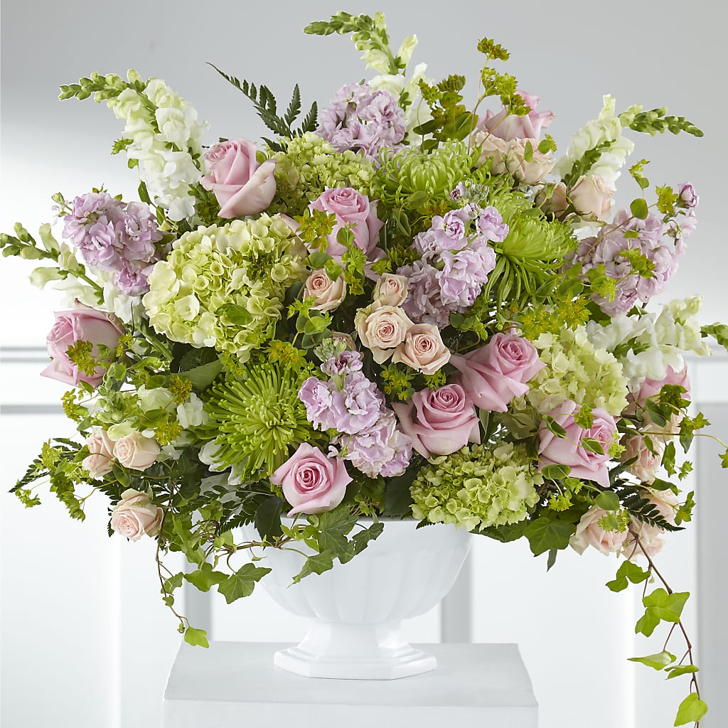 Radiant Embrace Arrangement – ELIZABETH'S BLUE GARDEN LLC, Raritan NJ