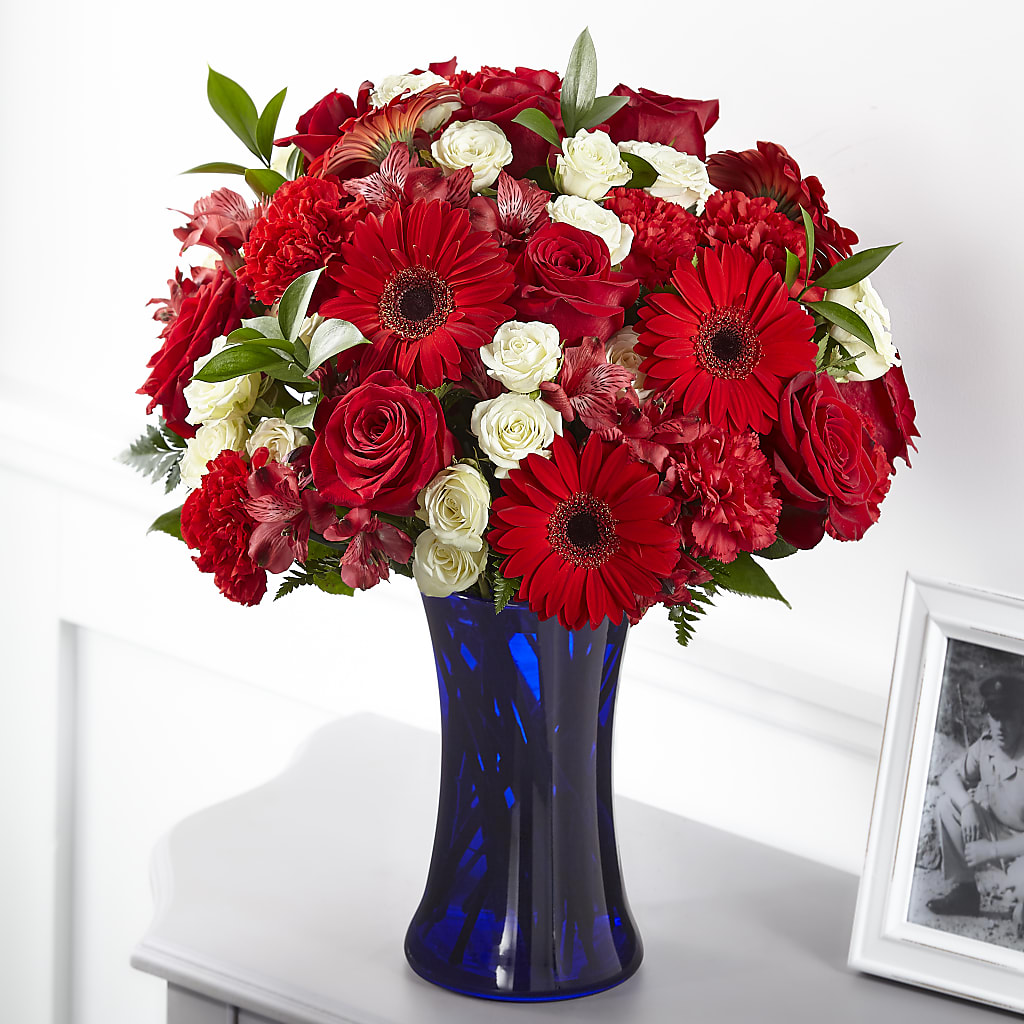 Hearts Embrace Bouquet – ELIZABETH'S BLUE GARDEN LLC, Raritan NJ