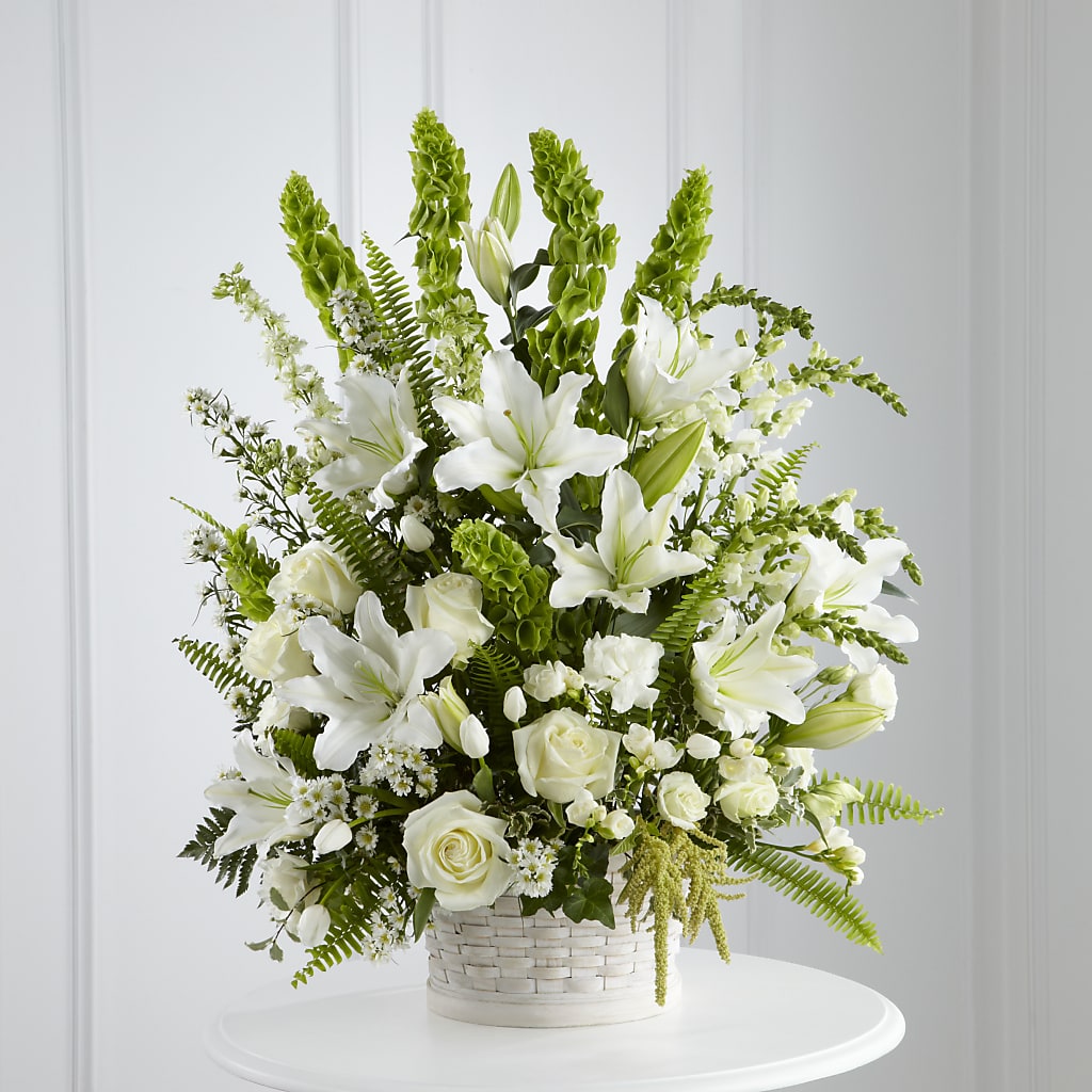 In Our Thoughts Arrangement – ELIZABETH'S BLUE GARDEN LLC, Raritan NJ