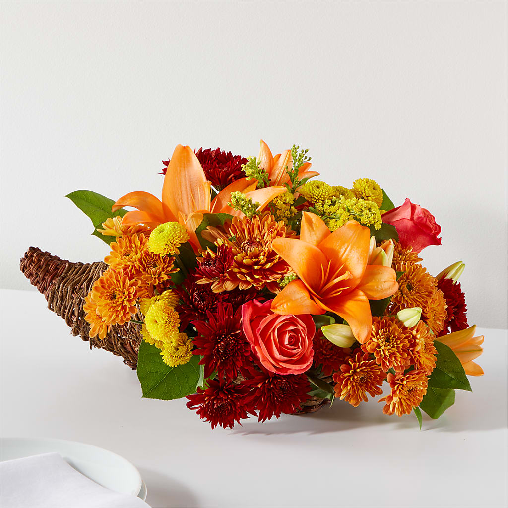 Bouquet of Blessings Cornucopia – ELIZABETH'S BLUE GARDEN LLC, Raritan NJ
