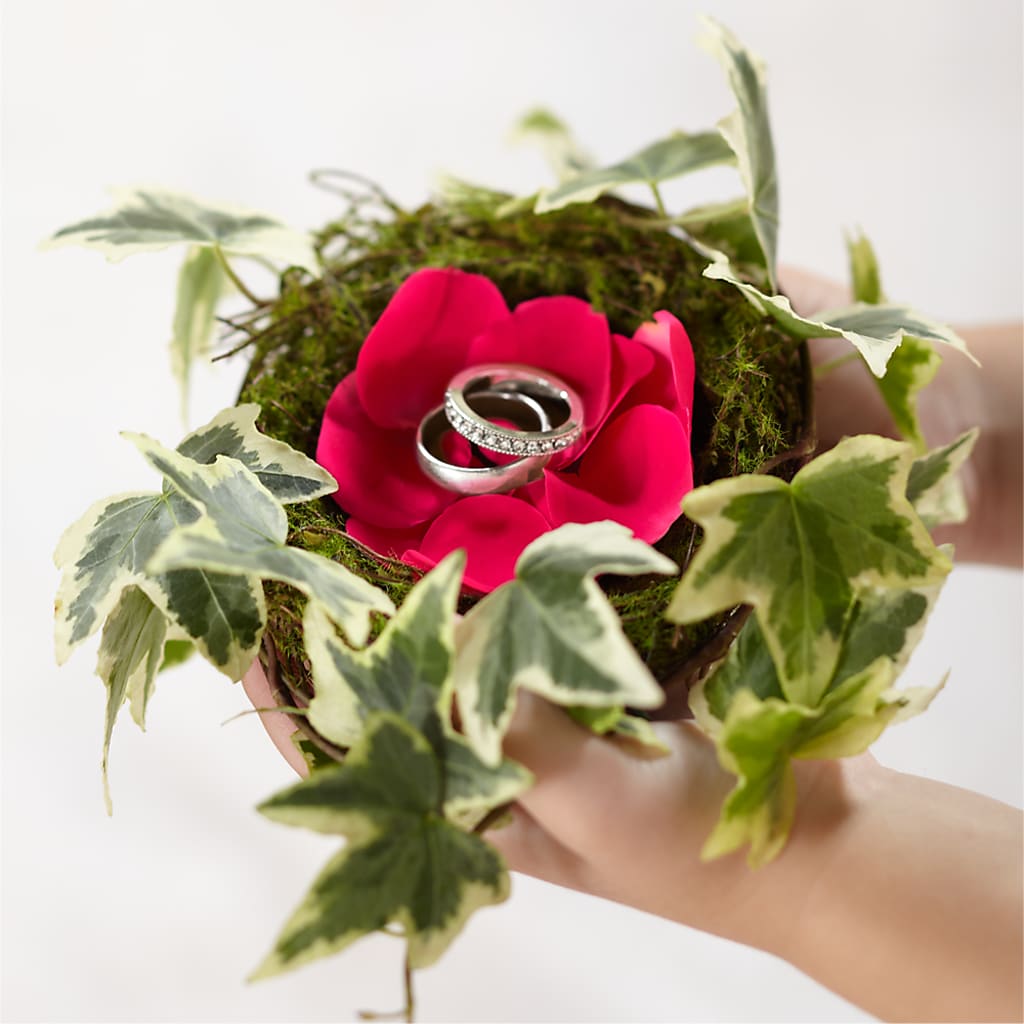 Lila Rose Ring Nest – ELIZABETH'S BLUE GARDEN LLC, Raritan NJ