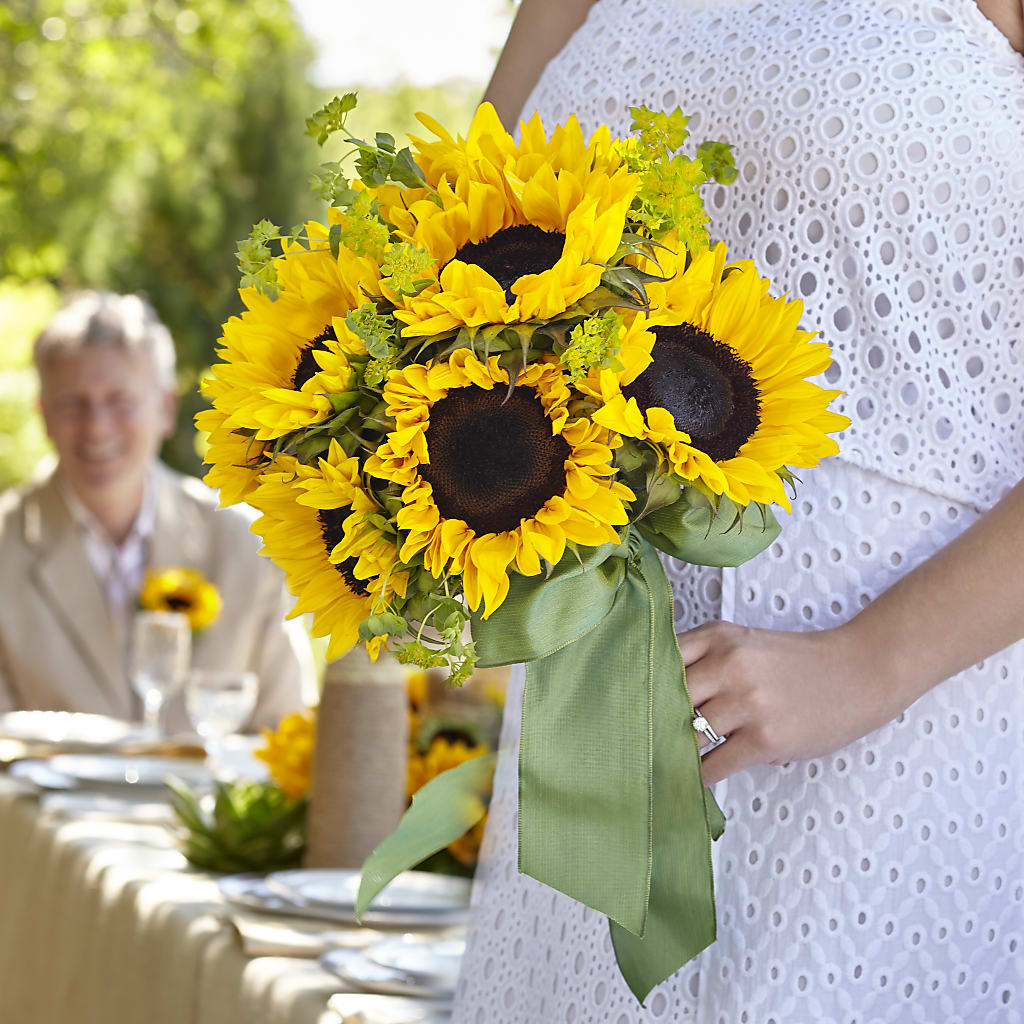 Free Spirit Bouquet – ELIZABETH'S BLUE GARDEN LLC, Raritan NJ