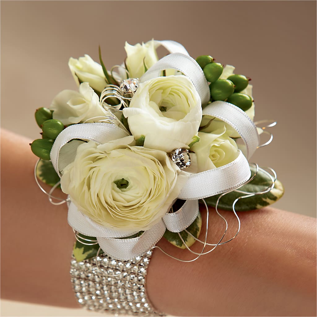 White Wedding Corsage – ELIZABETH'S BLUE GARDEN LLC, Raritan NJ