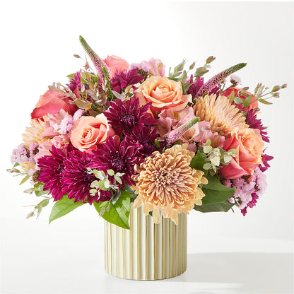 Berry Cobbler Bouquet with Ivory Vase – ELIZABETH'S BLUE GARDEN LLC, Raritan NJ