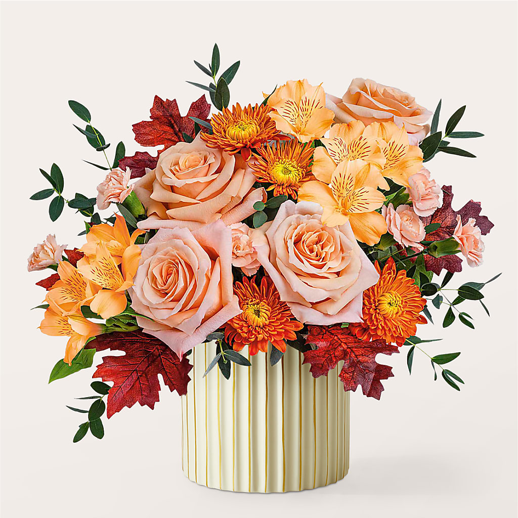 Spiced Latte Bouquet with Ivory Vase – ELIZABETH'S BLUE GARDEN LLC, Raritan NJ