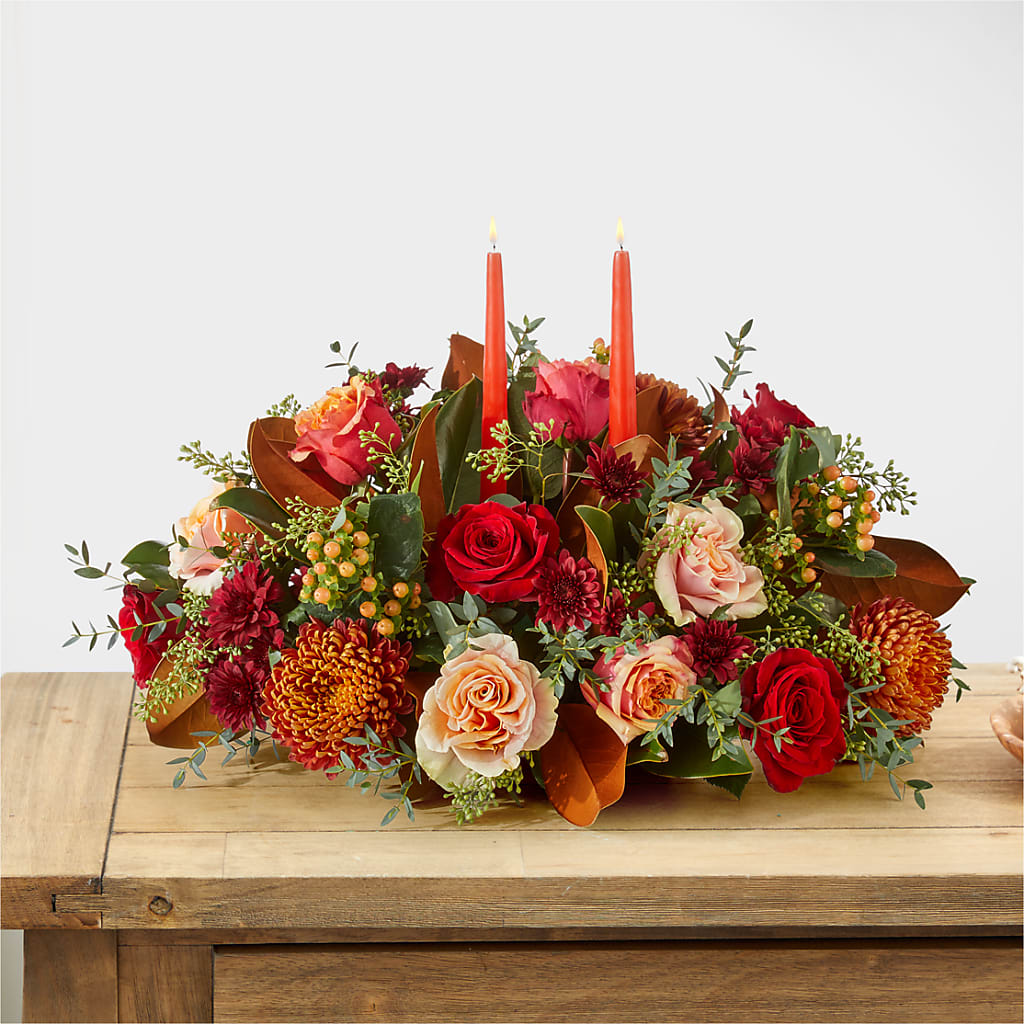 Gather Near Centerpiece – ELIZABETH'S BLUE GARDEN LLC, Raritan NJ